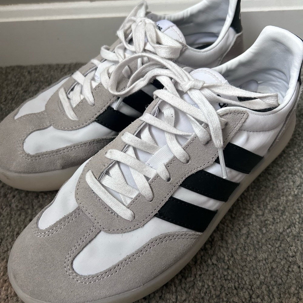 Adidas Barreda Decode Gray and White Sneakers, size 7 - Picture 4 of 5